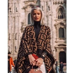 Double FF Luxury Zucca Designed  Black and Tan Poncho Women's OS